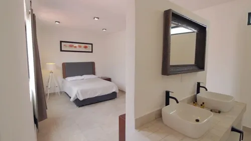 Casa En San Miguel De Allende En Venta: A 10 Minutos A Pie Del Centro