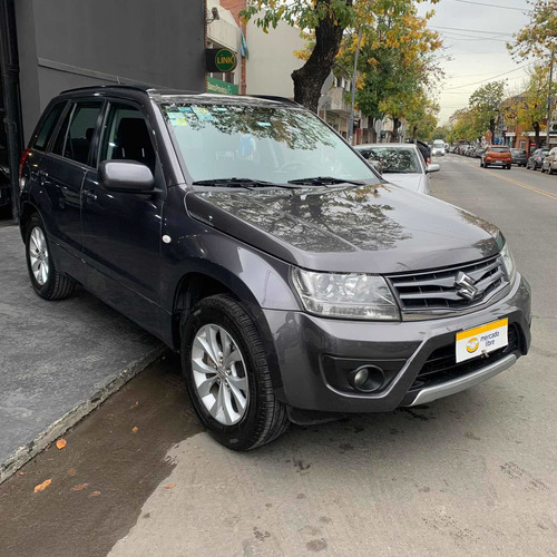 Imagen 3 de 10 de Suzuki Grand Vitara 2014 2.4 Jlx 2wd 5mt
