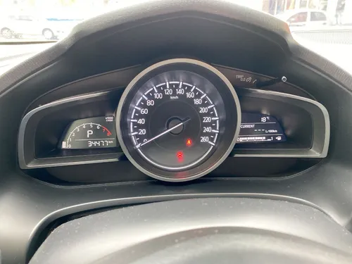 Mazda 3 2.0 Touring