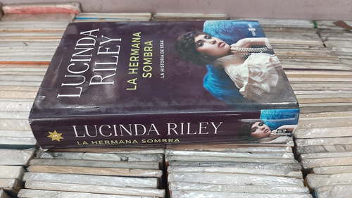 Imagen 5 de 5 de La Hermana Sombra Star Lucinda Riley Plaza Janes
