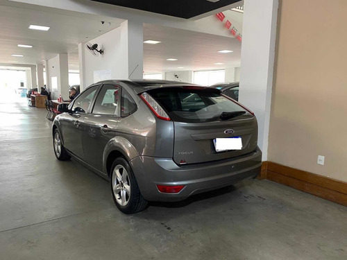 Imagem 2 de 8 de Ford Focus 2013 2.0 Glx Flex Aut. 5p