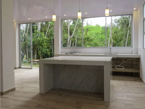 Venta De Casa Campestre Nueva En Silvania