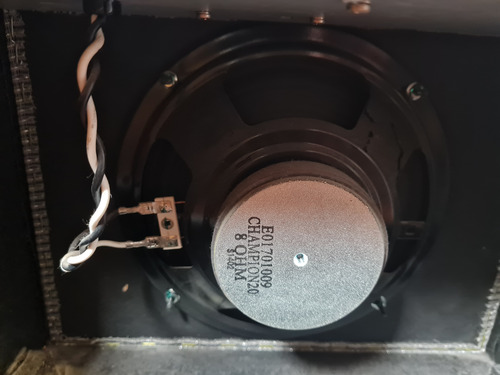 Amplificador Fender Champion 20w, Muy Poco Uso Como Nuevo! Negro (Usado)