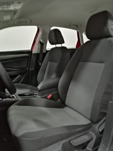 Imagen 8 de 9 de Jetta Comfortline 2019