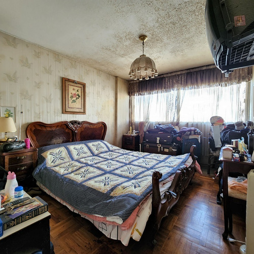 Imagen 8 de 22 de Venta Apartamento Centro A Reciclar 3 Dormitorios, 2 Baños Y Servicio Completo.