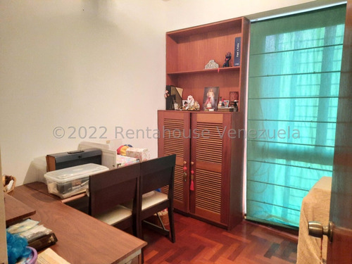 Apartamento En Venta En Las Palmas Mls #23-26184