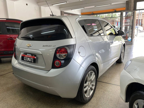 Imagen 4 de 13 de Chevrolet Sonic 1.4 Lt C/gnc. Año 2012