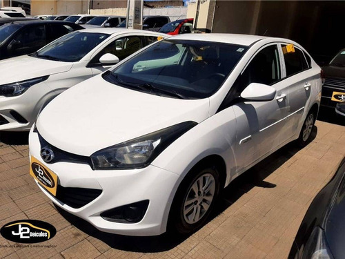 Imagem 2 de 8 de Hyundai Hb20s 1.0 Comfort Plus 12v Flex 4p Manual