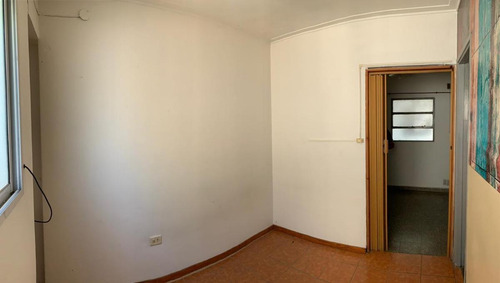 Imagen 2 de 4 de Departamento - La Plata