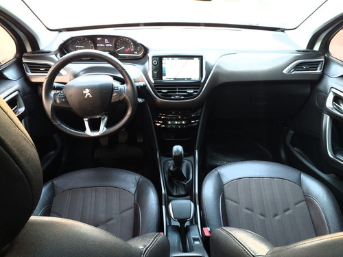 Imagen 2 de 15 de Peugeot 2008 2017 1.6 Feline