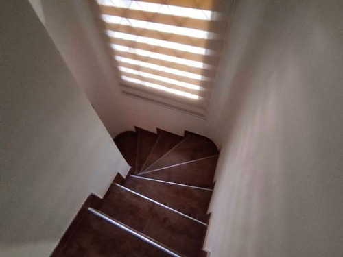 Imagen 18 de 28 de Venta De Casa Rentable 3 Casas En Una En Villa Alsacia Bogota