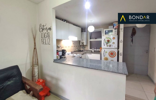 Imagen 7 de 19 de Departamento En Venta De 2 Dormitorios C/ Cochera En Guaymallén