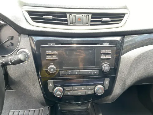 Nissan X-Trail 7 puestos 2.5 Advance 4x2