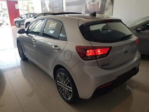 Imagen 8 de 11 de Kia Rio Sx 1.6 At Entrega Inmediata!!!!