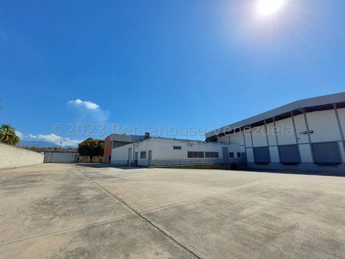 Imagen 3 de 30 de Galpon Remodelado En Venta Planta Total Oficinas Modernas Puente Carga Estef 23-20128