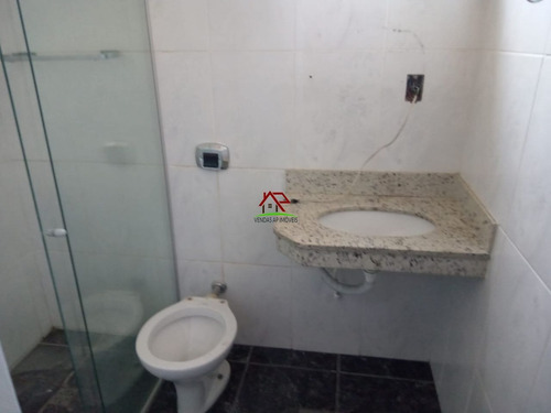 Imagem 7 de 17 de Ótima Casa De 03 Quartos E 03 Vagas No Santa Mônica! - 2635