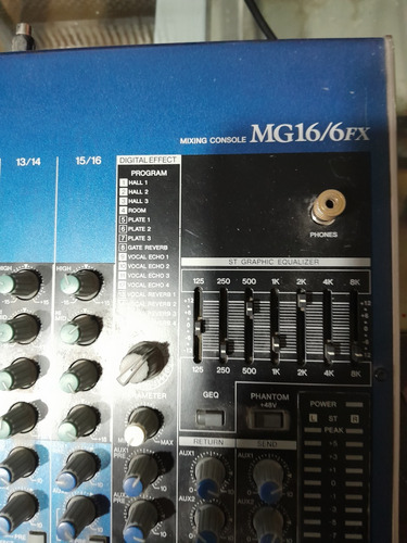 Consola Mixer Yamaha Mg16/6fx Impecable