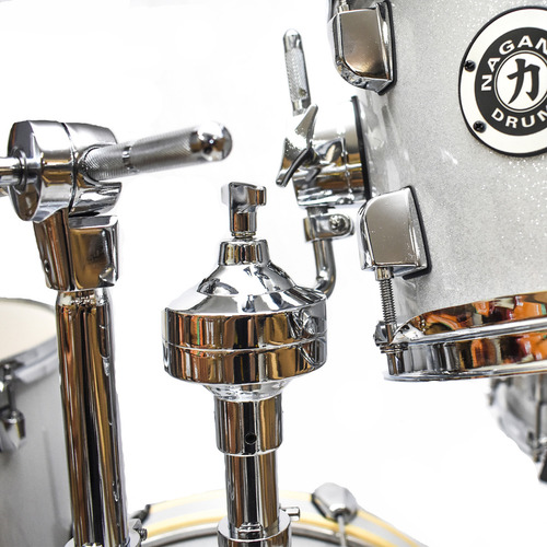 Bateria Nagano Beat Silver Sparkle Bumbo de 16 pés com elevador