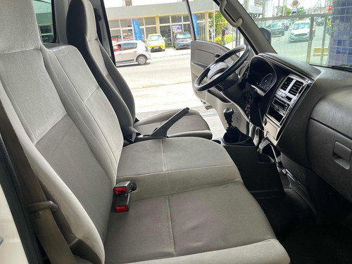 Hyundai HR 2.5 Hd Cab. Curta S/ Carroceria Tci 2p