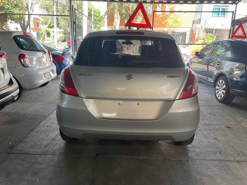 Imagen 2 de 8 de Suzuki Swift 1.4 Ga L4 Man Mt 2015