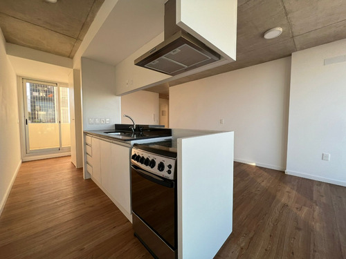 Imagen 3 de 30 de Venta Apartamento 2 Dormitorios Rentado Con Vista Al Mar Centro 01 Centro