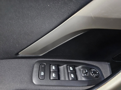 Peugeot 2008 1.6 Allure