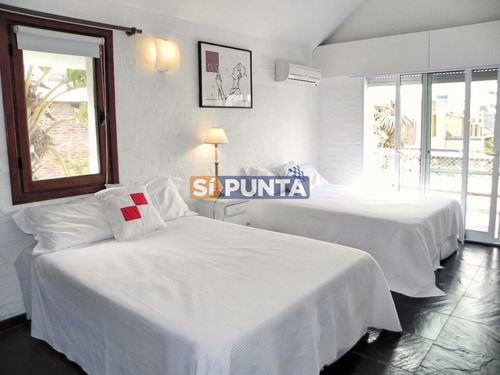 Imagen 19 de 30 de Casa En La Barra En Venta 6 Dormitorios