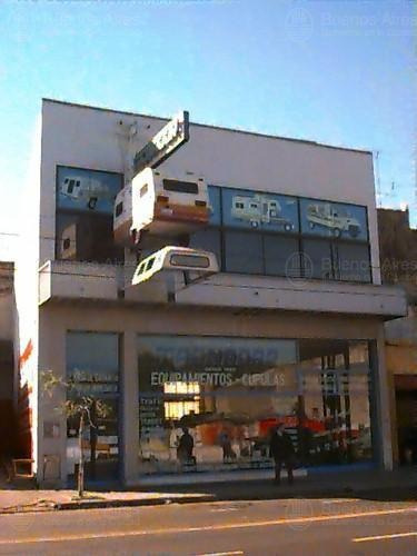 Imagen 5 de 20 de Local En Caseros 1717, Muy Vistoso, Casi 700 M2. Mixtura 4 Venta Con Renta
