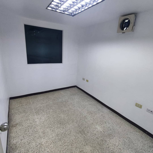 Los Ruices (metro Los Cortijos) Alquilo Local 166m2 3 Pisos (vhmogo)