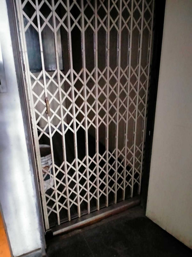 Imagen 18 de 22 de Deposito Oficinas Edificio Alquiler Alberdi