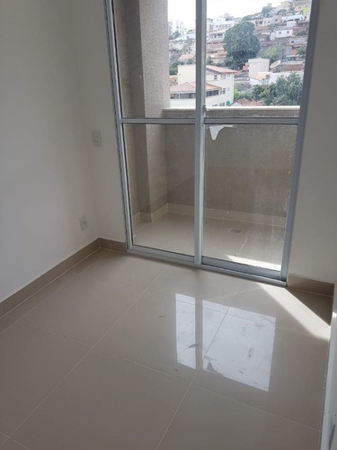 Imagem 11 de 23 de Excelente Apto Com 3 Quartos Suite Elevador - 21587