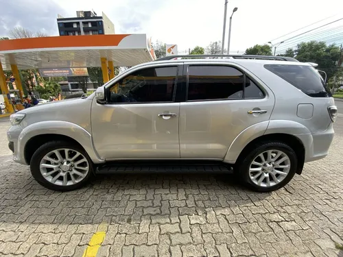 Toyota Fortuner 2.7l 4x2