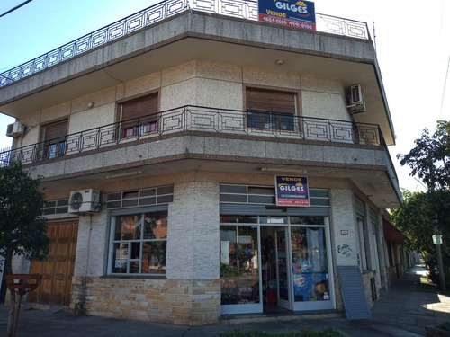 Venta Local 80m² En Ramos Mejía - Buen Estado