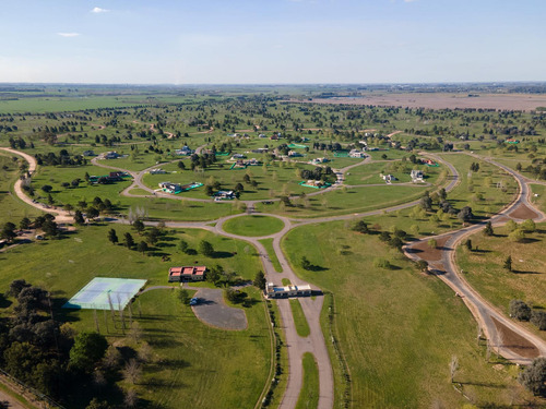 Lote De 1035 M2 En Venta En Barrio Mirabosques, Etapa I. Los Cardales.