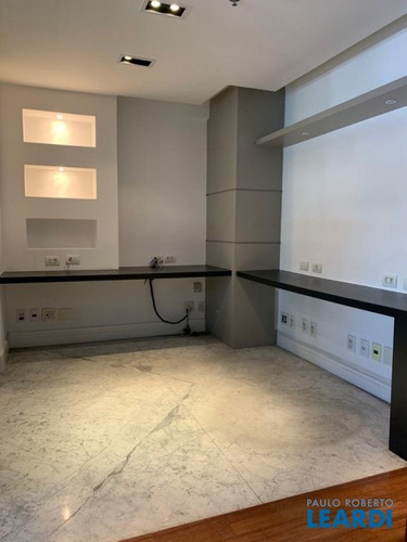 Imagem 8 de 13 de Conj. Comercial - Jardim Guedala - Sp - 616315