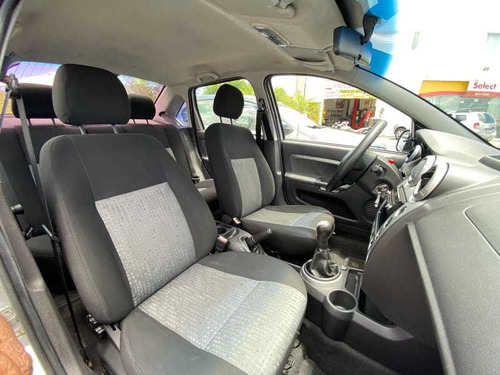 Ford Fiesta Sedan 1.6 Flex