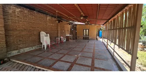 3 Casas Independientes En Zona Sur: Vive La Tranquilidad De Un Hogar Familiar En Un Ambiente Camp...