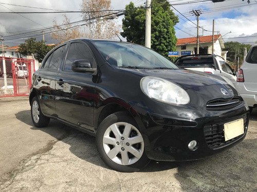 Imagem 2 de 9 de Nissan March 2013 1.6 S 5p