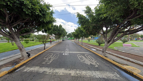 Amplia Bodega Con Posesión!!!!! Guadalupe Del Moral, Iztapalapa