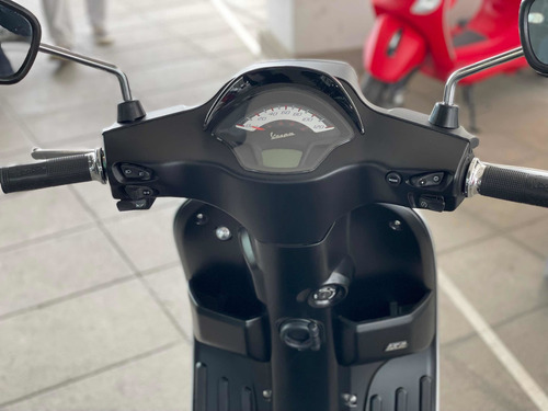 Imagen 3 de 17 de Vespa Sxl 150 Cc