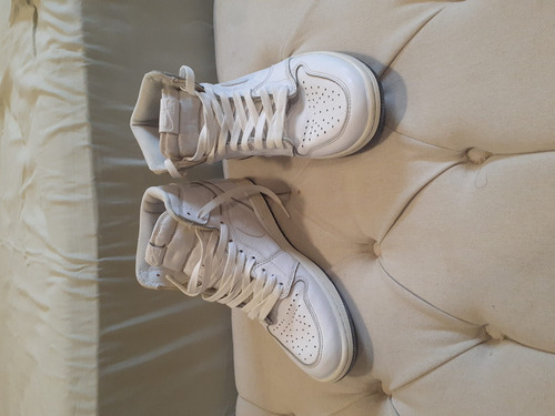 Imagen 1 de 3 de Air Jordan Originales Blancos 