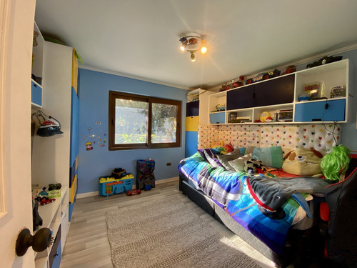 Bajo De Precio! Parcela Con 2 Casas, Excelente Conectividad