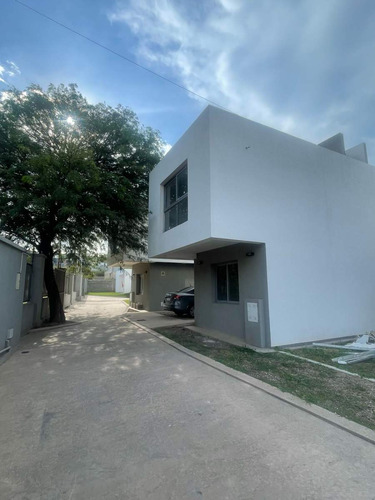 Duplex En Venta - 3 Dormitorios - Cuesta Plaza - Cuesta Colorada