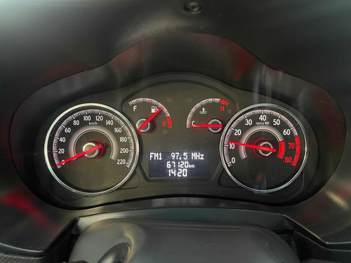 Imagen 12 de 13 de Fiat Palio 1.4 Nuevo Attractive Pack Top 85cv 2017