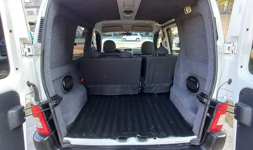 Imagen 13 de 14 de Citroen Berlingo 1.6 Hdi Furgon C/asientos