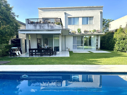 Casa En Venta En Los Lagos