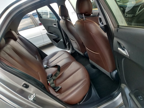 Imagem 8 de 13 de Hyundai Hb20 Confort