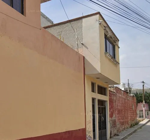 Remato Bonita Casa Dentro De La Mejor Zona De *pachuca*. Lcv