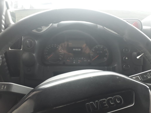 Imagem 13 de 14 de Iveco 240e25 Truck Ano 2010