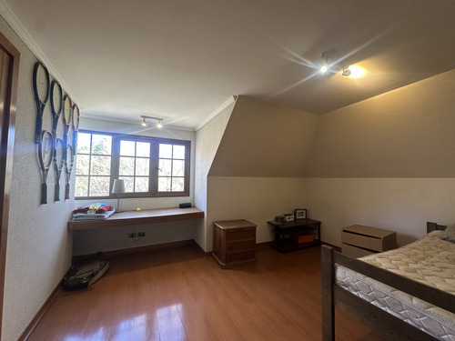En Condominio Caminable Al Santiago College